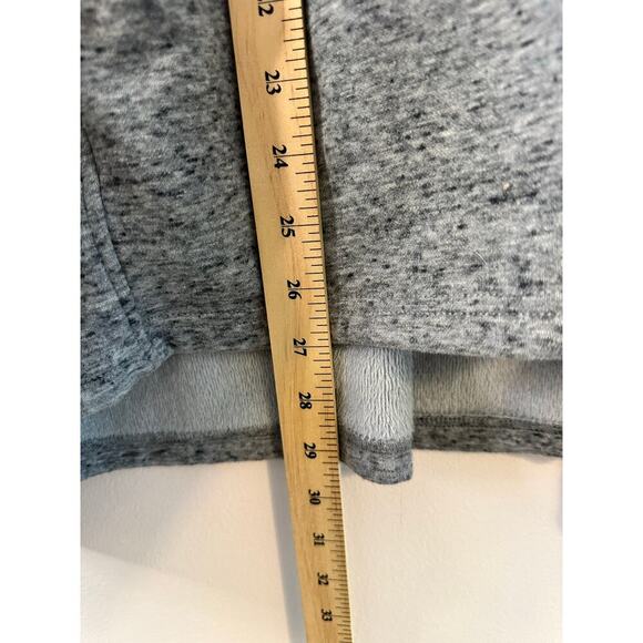 UGG Pichot Poncho Grey Lounge Cape Cozy Casual Versatile Size  Medium/Large - Picture 10 of 10